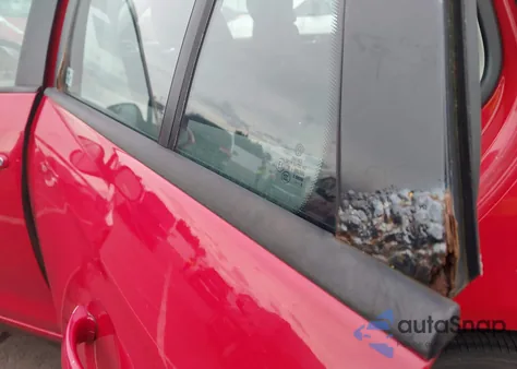 2010 Volkswagen Jetta S из США, поврежденный, VIN 3VWMZ7AJ5AM664233